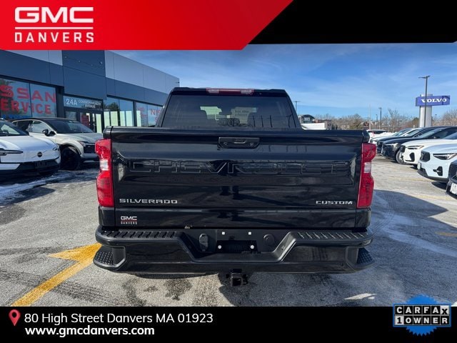2022 Chevrolet Silverado 1500 Custom photo 3