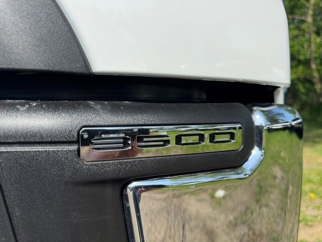 2026 GMC Sierra 3500HD Pro - Photo 8