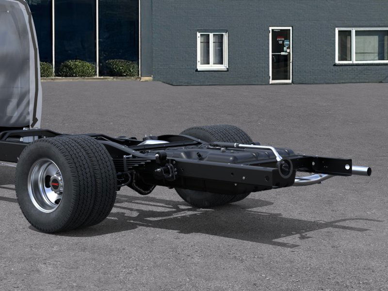 2025 Gmc Savana Cutaway photo 3