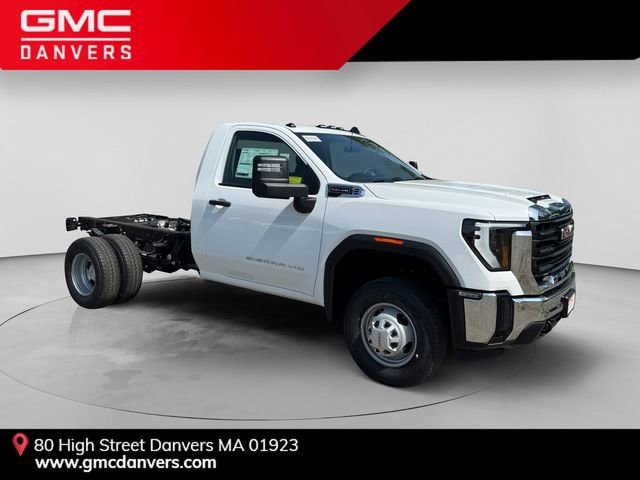2026 GMC Sierra 4WD Regular Cab Chassis LWB Pro's photo