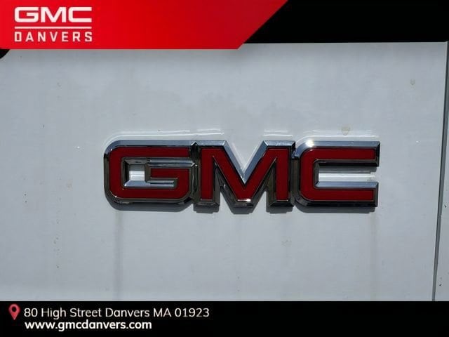 2025 GMC Savana Cargo Work Van - Photo 10