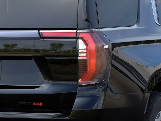2026 GMC Yukon AT4 Ultimate - Photo 11