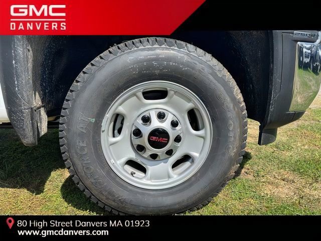 2025 GMC Sierra 2500HD Pro - Photo 9