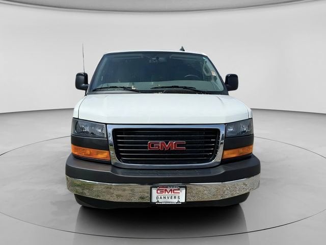 2025 GMC Savana Cargo Work Van - Photo 19