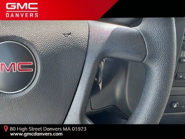 2025 GMC Savana Cargo Work Van - Photo 14