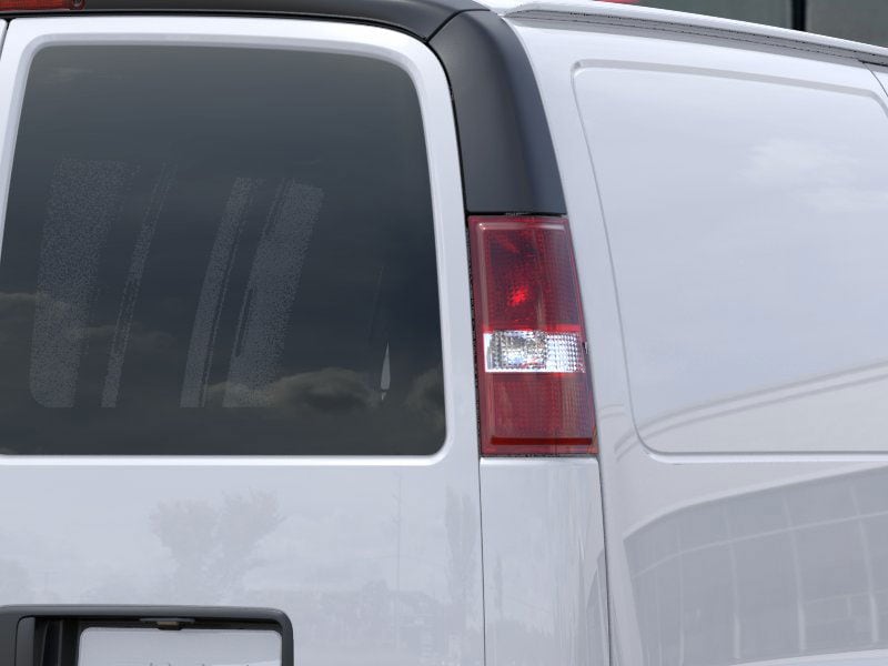 2025 GMC Savana Cargo Work Van - Photo 30