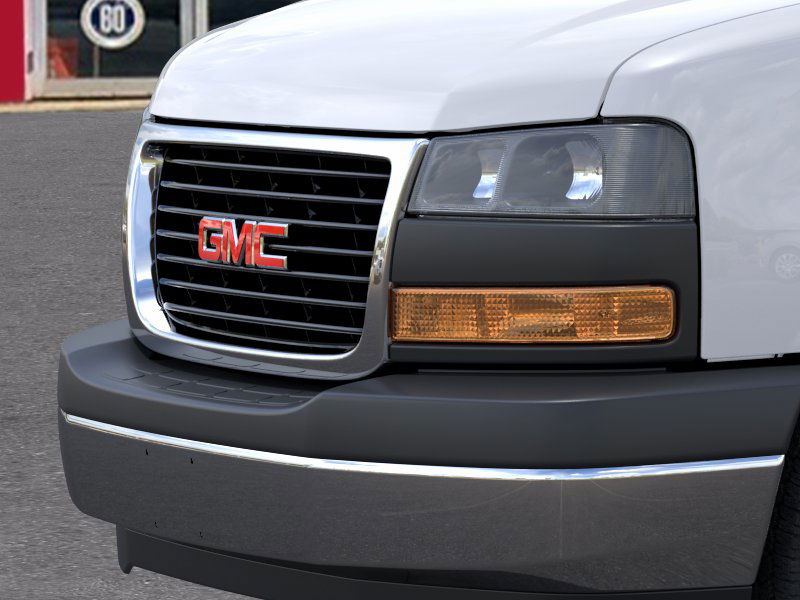2025 GMC Savana Cargo Work Van - Photo 32