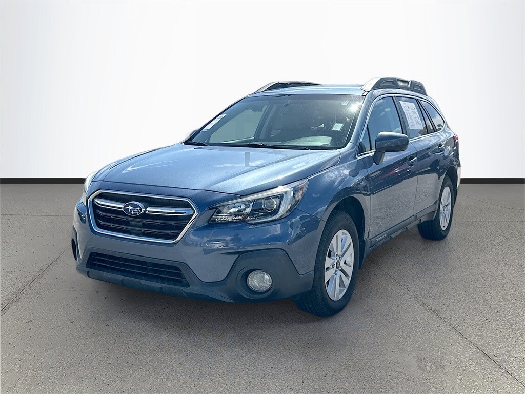 2018 Subaru Outback 2.5i Premium photo 2