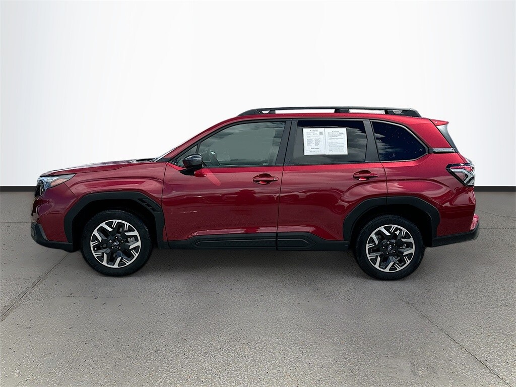 2025 Subaru Forester Premium photo 4