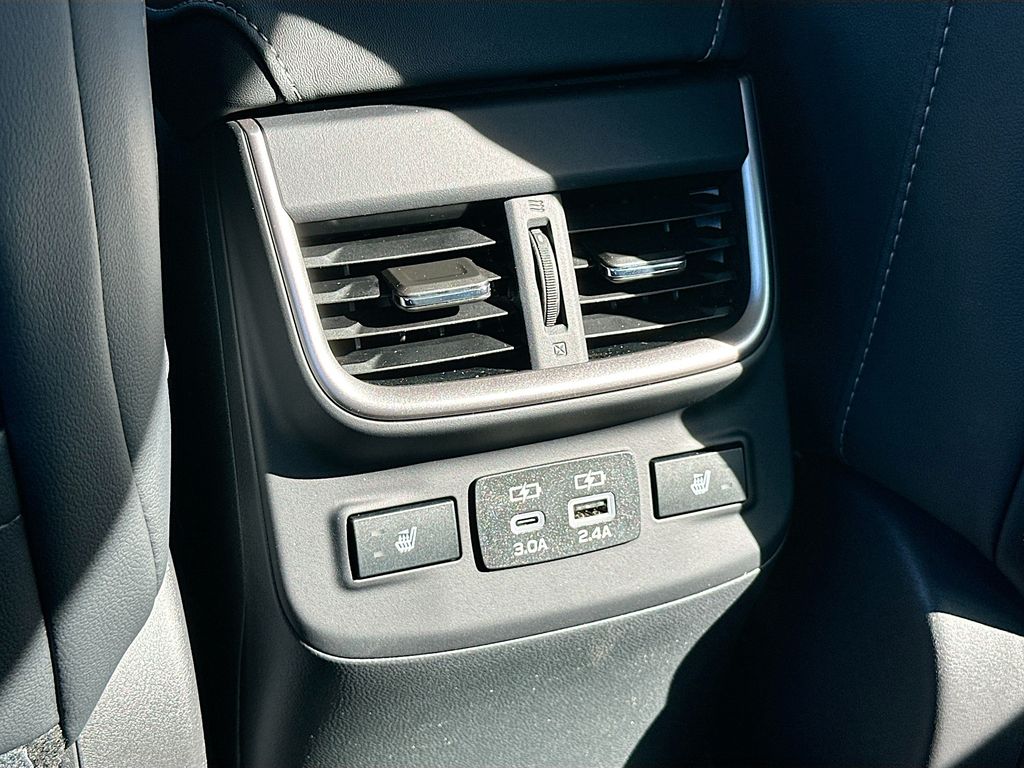 2025 Subaru Legacy Limited - Photo 27