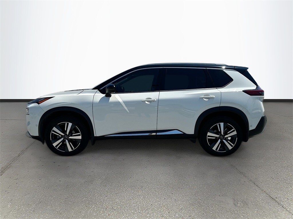 2022 Nissan Rogue Platinum photo 4