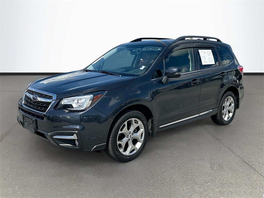 2017 Subaru Forester 2.5i Touring photo 3