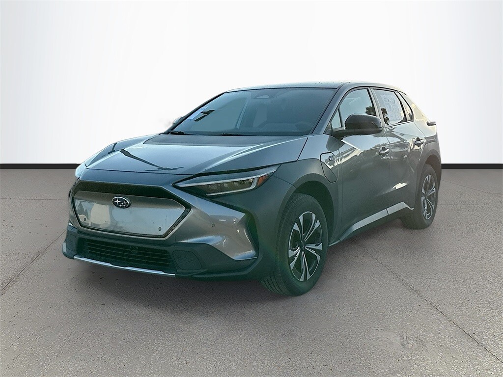 2023 Subaru Solterra Premium photo 3