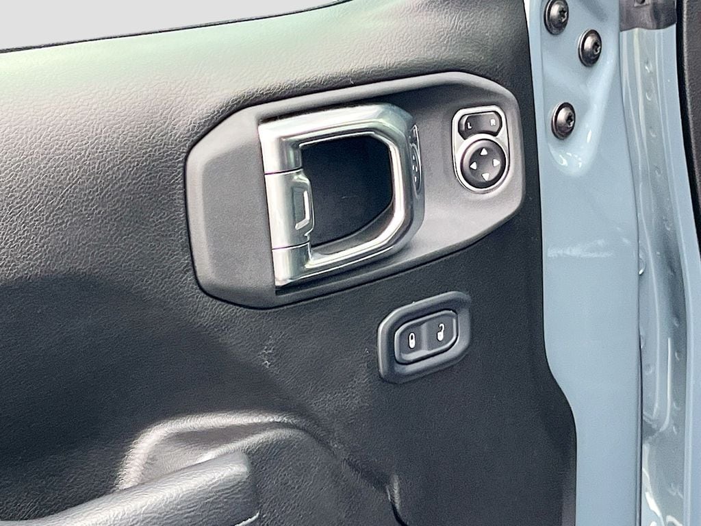 2025 Jeep Wrangler 2-Door Sport S - Photo 17