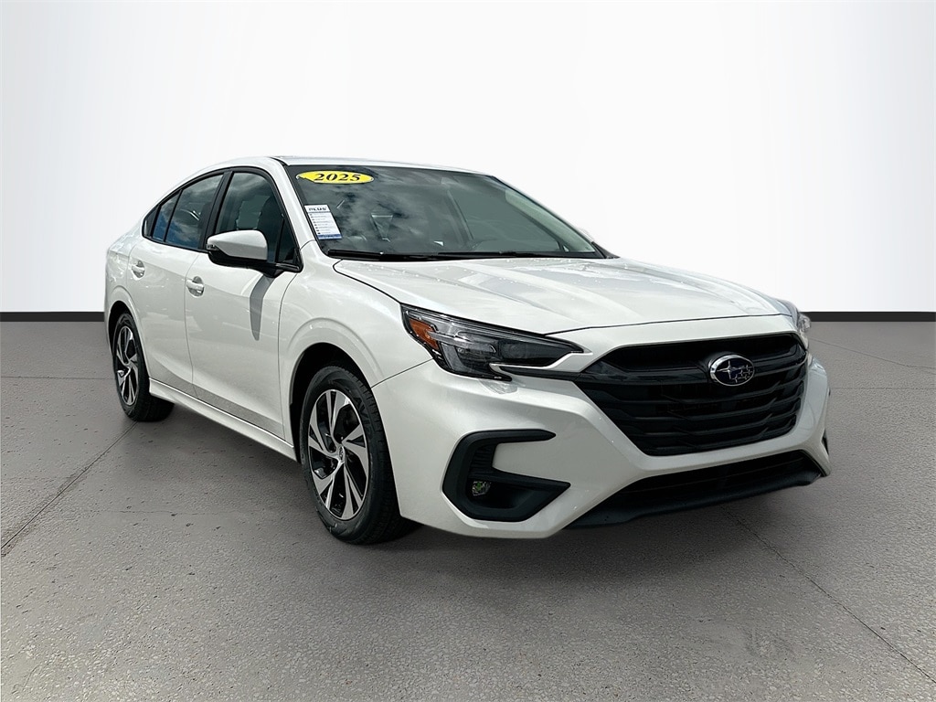 2025 Subaru Legacy Premium's photo