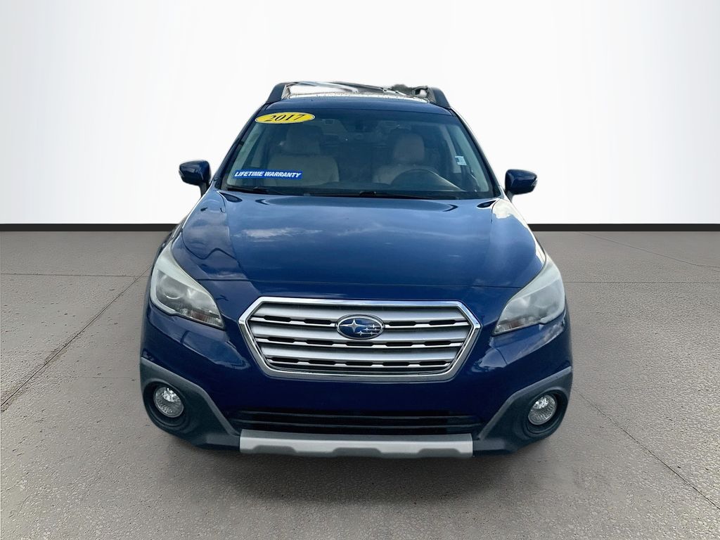 Used 2017 Subaru Outback Limited with VIN 4S4BSANC5H3320786 for sale in Leesburg, FL