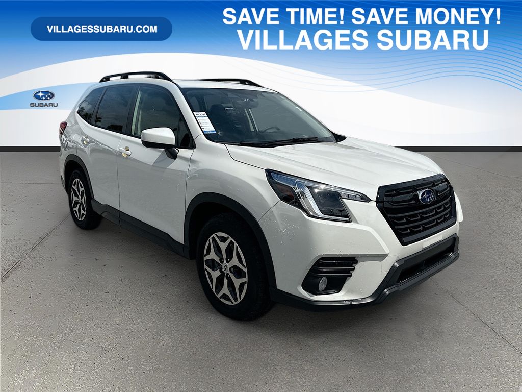 2022 Subaru Forester Premium's photo