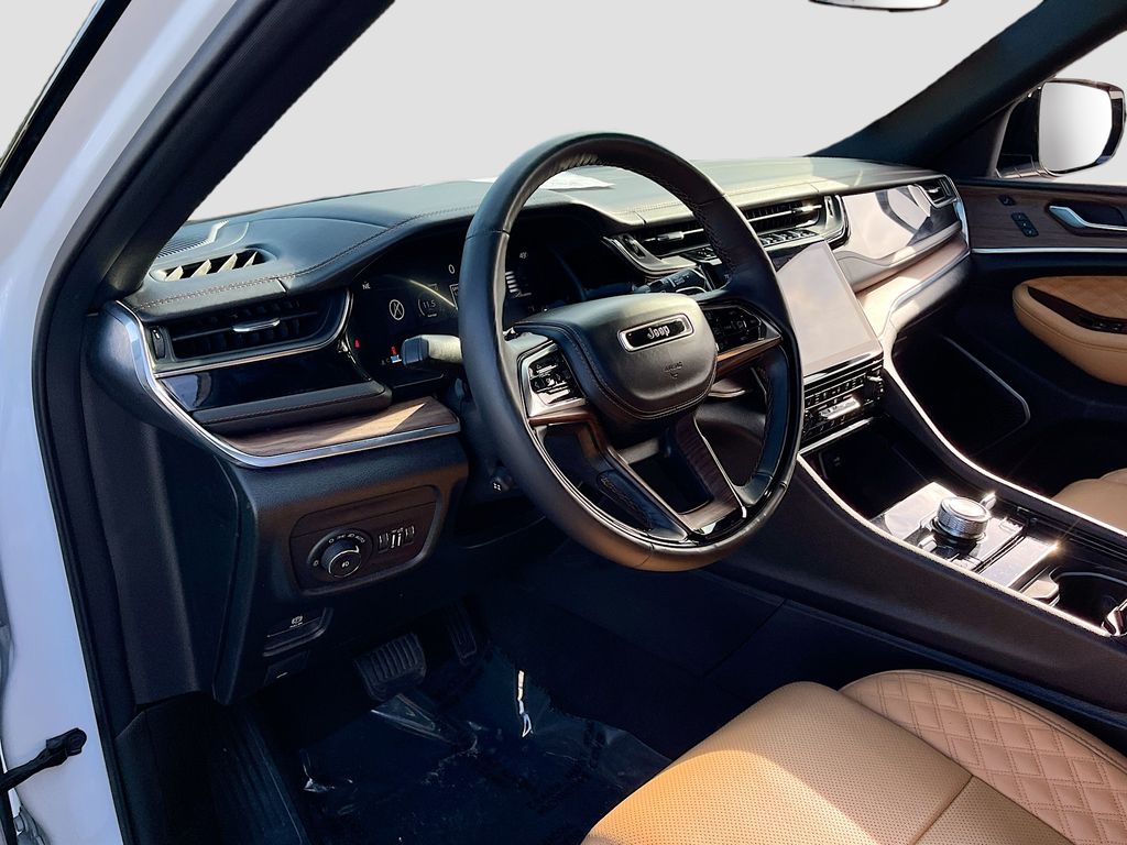 2024 Jeep Grand Cherokee Summit - Photo 9
