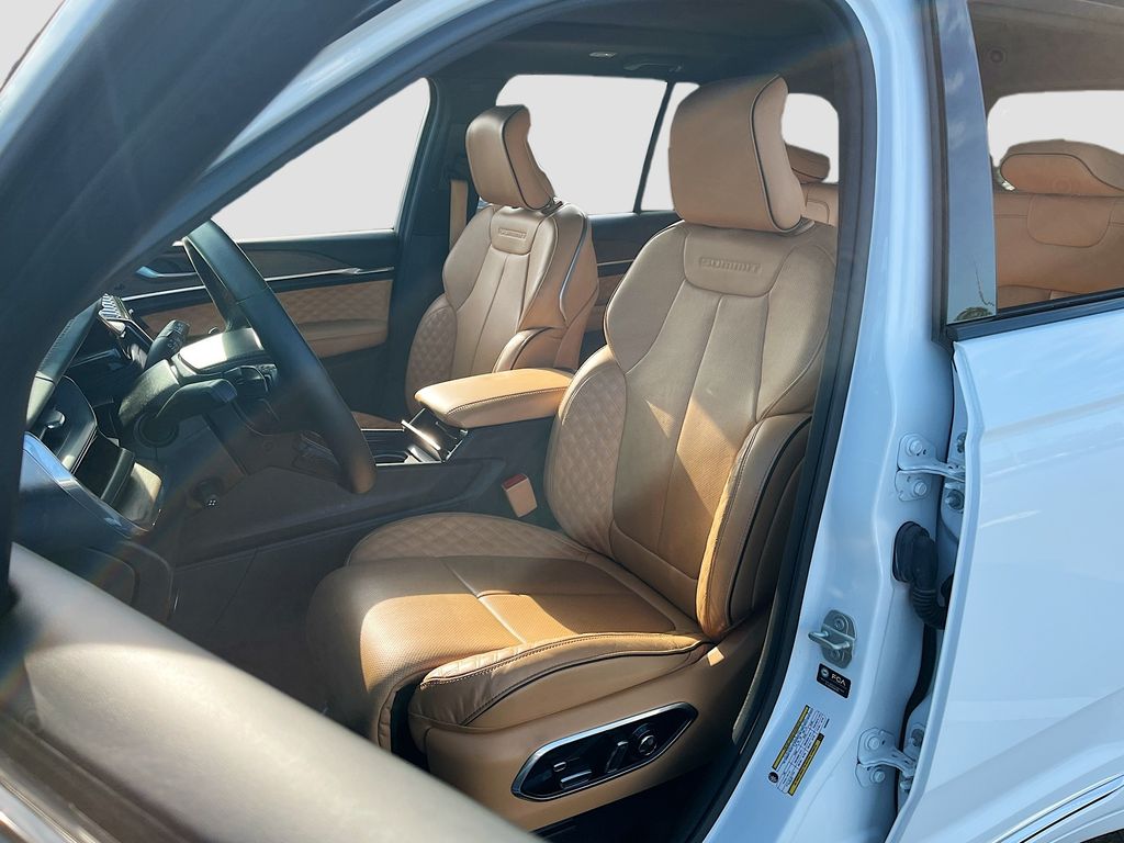 2024 Jeep Grand Cherokee Summit - Photo 22