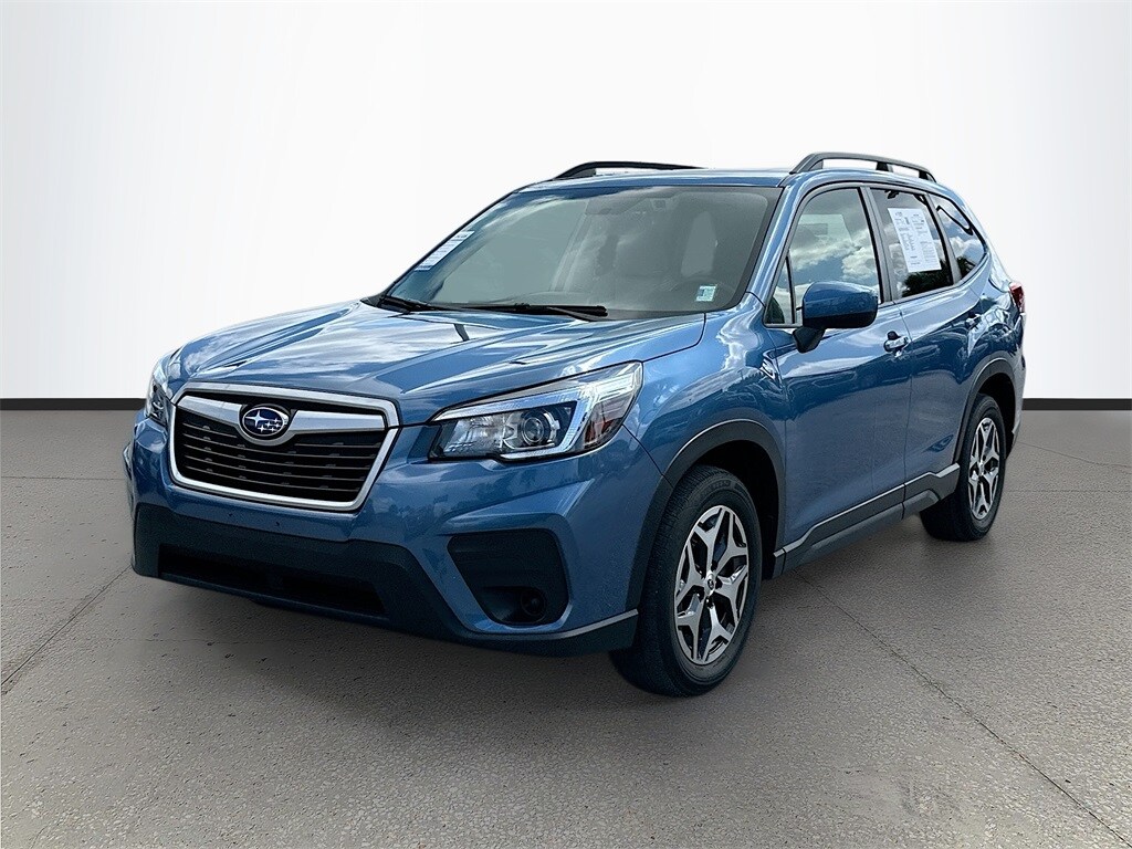 2020 Subaru Forester Premium photo 3