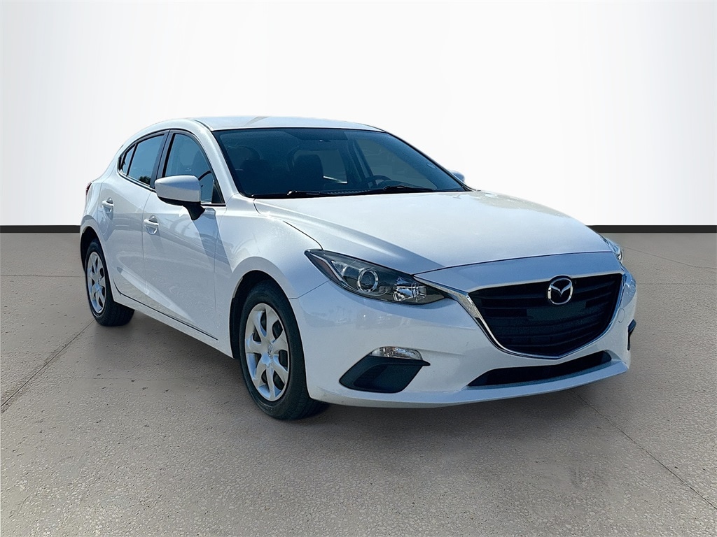 2015 Mazda MAZDA3 i Sport's photo