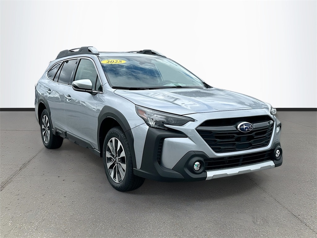 2025 Subaru Outback Touring's photo