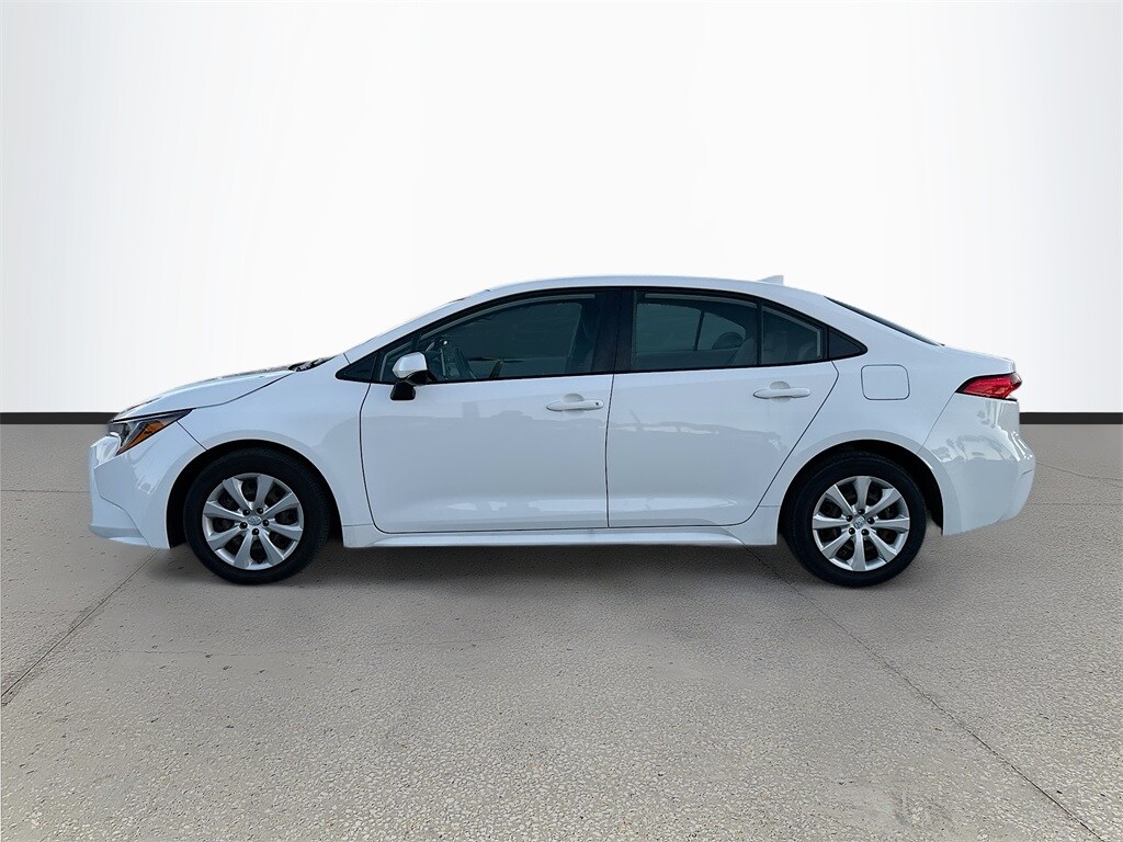 Used 2021 Toyota Corolla LE Sedan