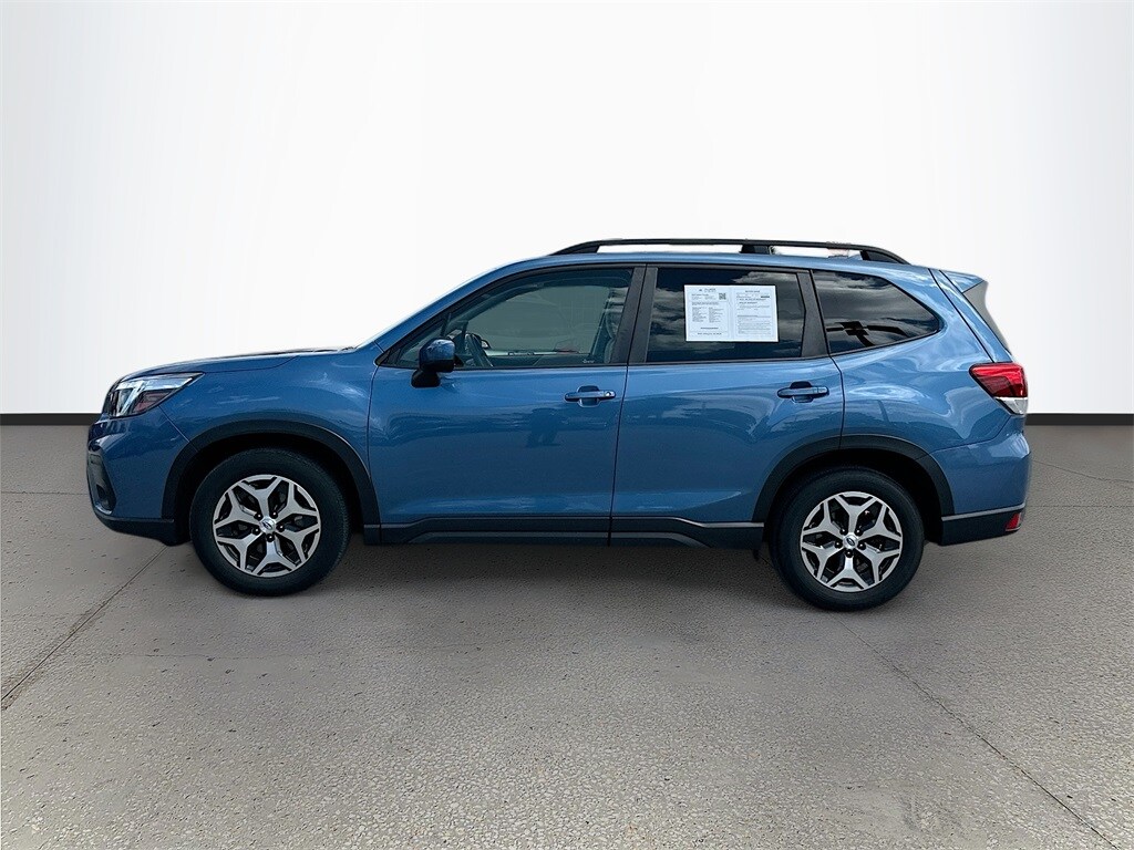 2020 Subaru Forester Premium photo 4