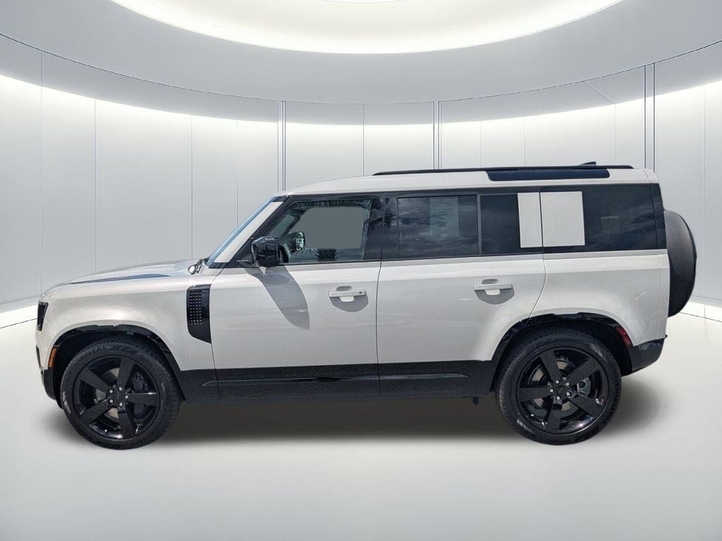 2026 Land Rover Defender X-Dynamic SE - Photo 8