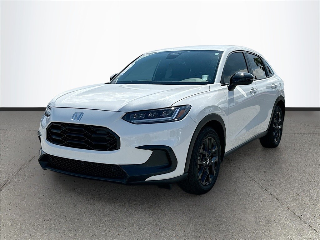 2025 Honda HR-V Sport photo 2
