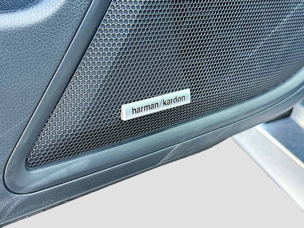 2025 Subaru Legacy Limited - Photo 19