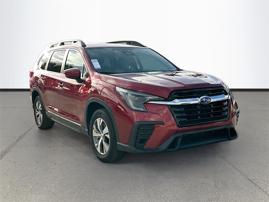 2024 Subaru Ascent Premium's photo