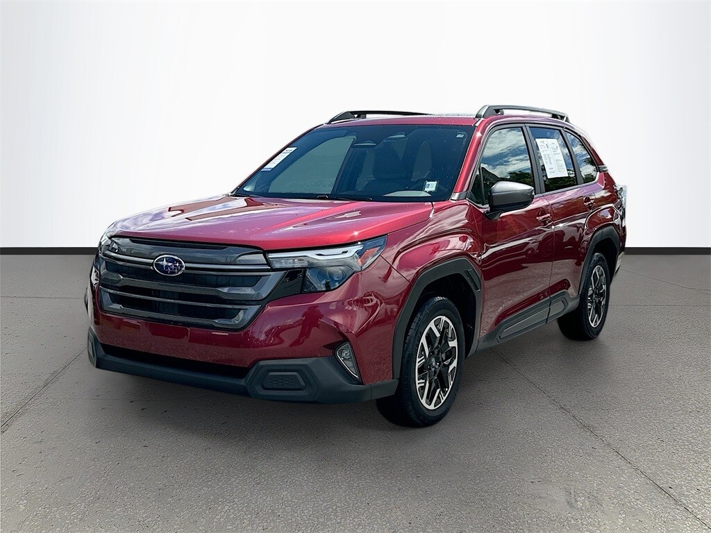 2025 Subaru Forester Premium photo 3