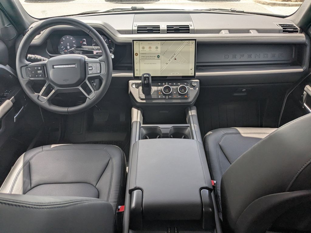 2026 Land Rover Defender X-Dynamic SE - Photo 13