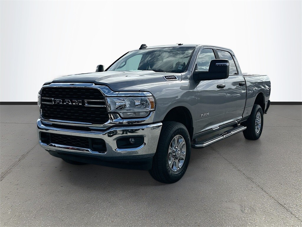 2024 Ram 2500 Big Horn photo 3
