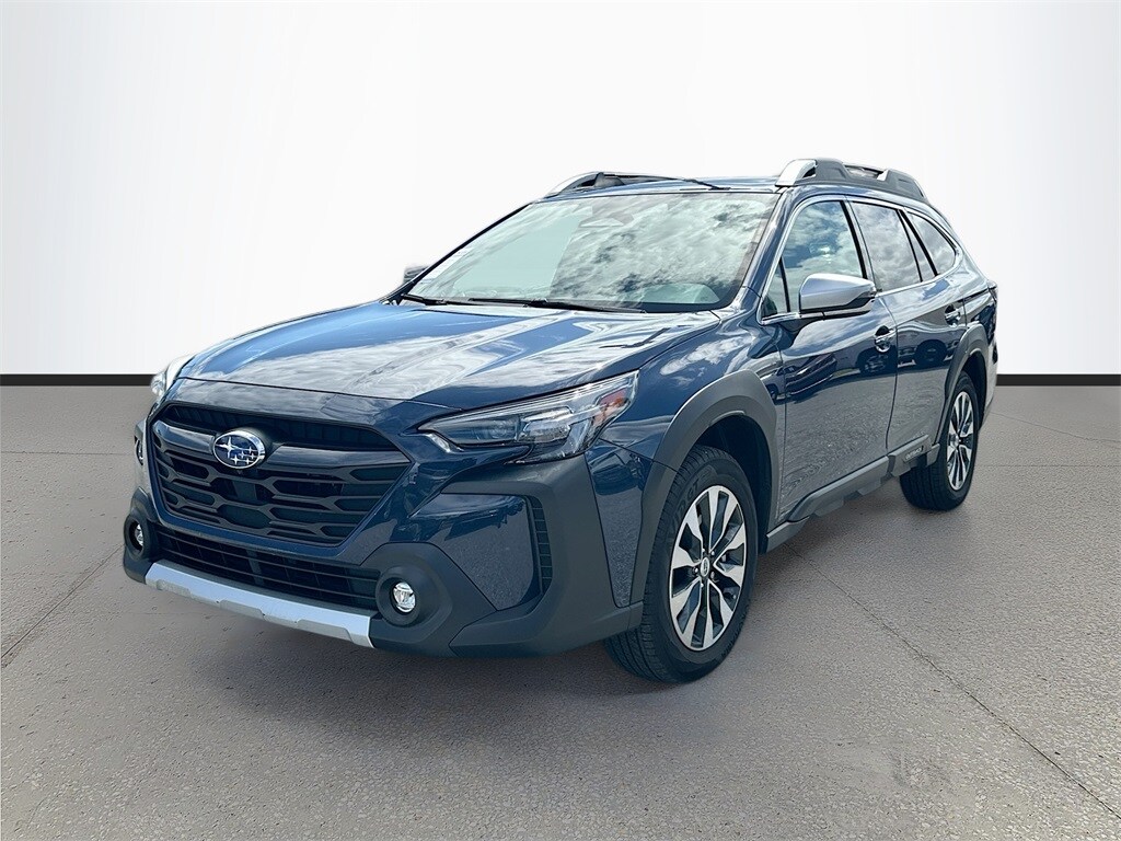 2023 Subaru Outback Touring photo 3