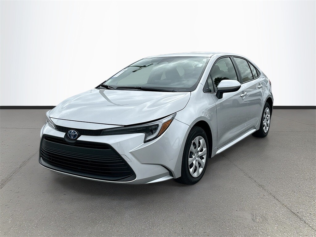 2025 Toyota Corolla Hybrid LE photo 3