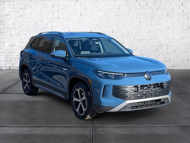 2026 Volkswagen Tiguan SE's photo