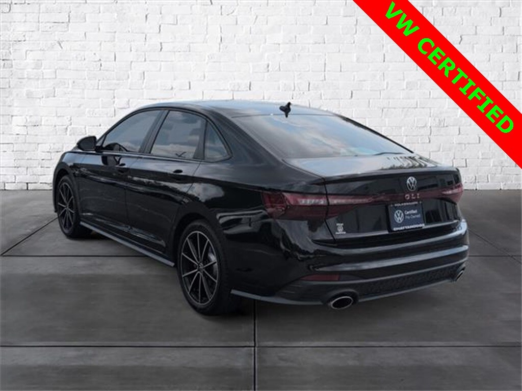 2025 Volkswagen Jetta GLI 2.0T Autobahn photo 4