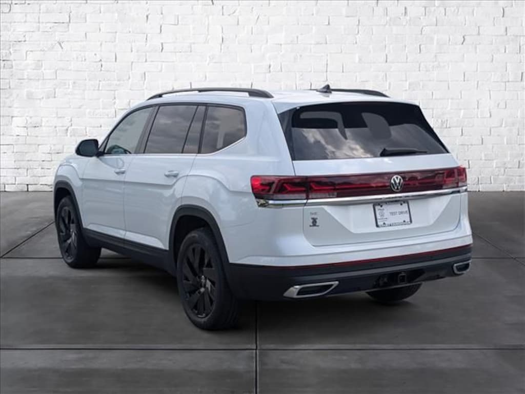 New 2026 Volkswagen Atlas 2.0T SE w/Technology SUV