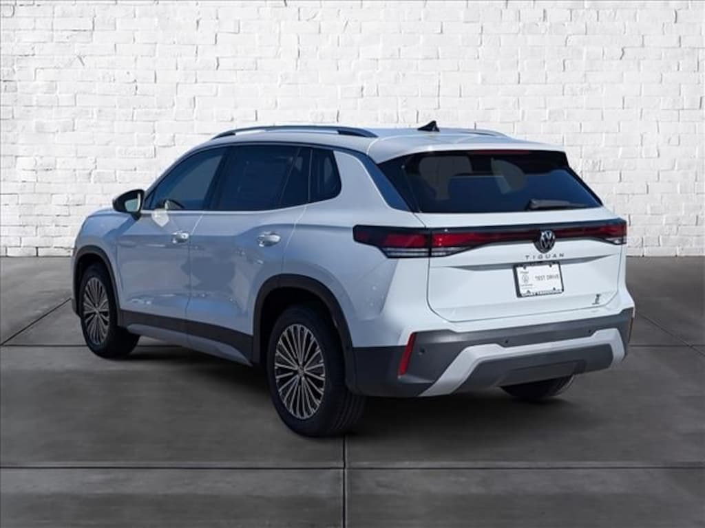 New 2026 Volkswagen Tiguan 2.0T S SUV