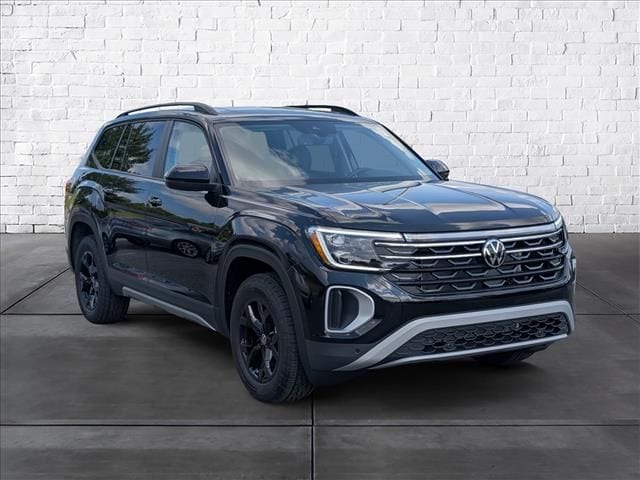New 2026 Volkswagen Atlas Peak Edition