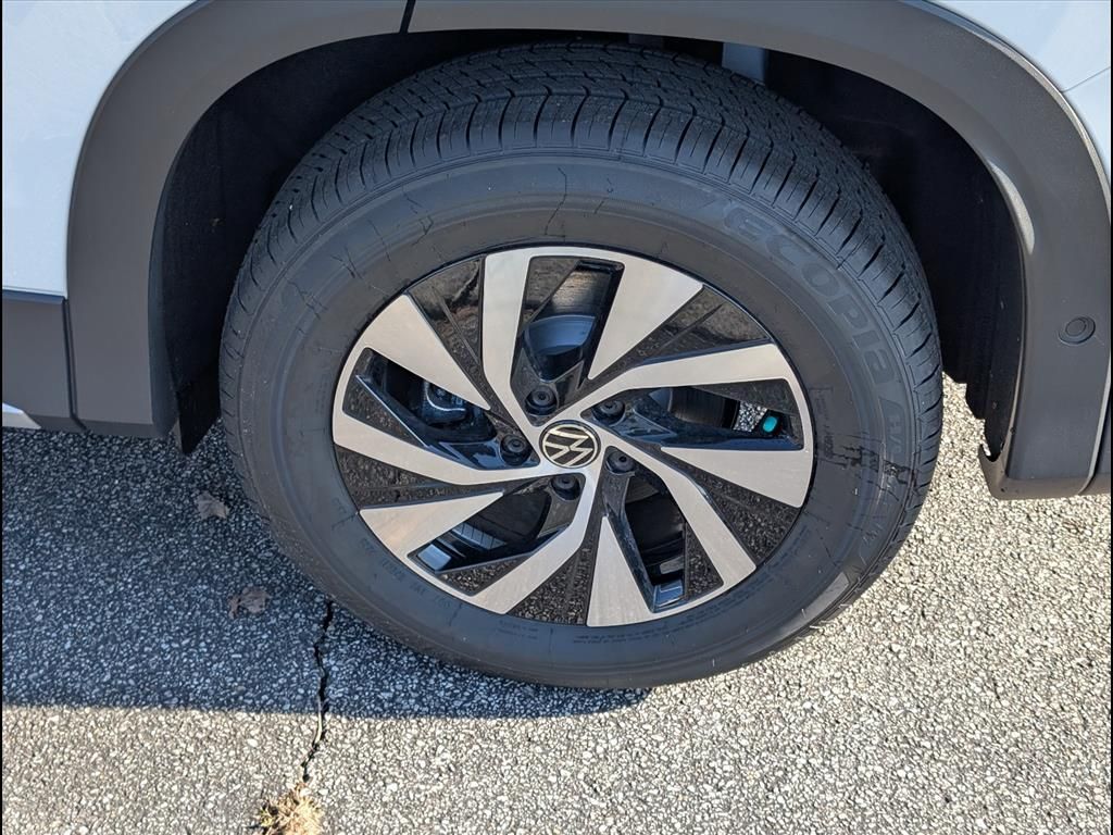 2026 Volkswagen Tiguan S - Photo 15