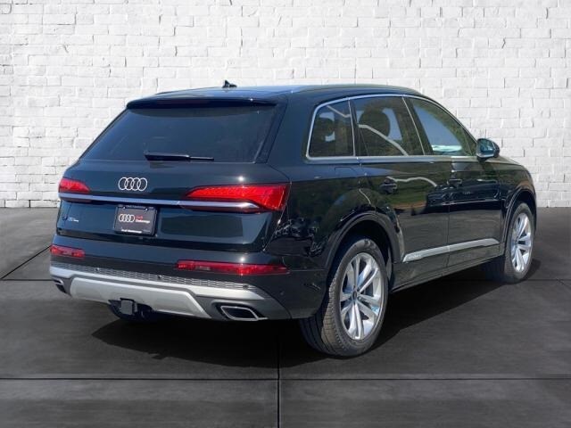2025 Audi Q7 Premium Plus photo 3