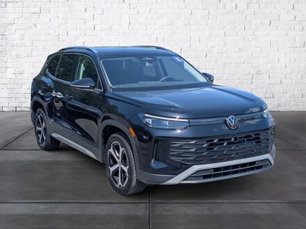 2025 Volkswagen Tiguan 2.0T SE SUV