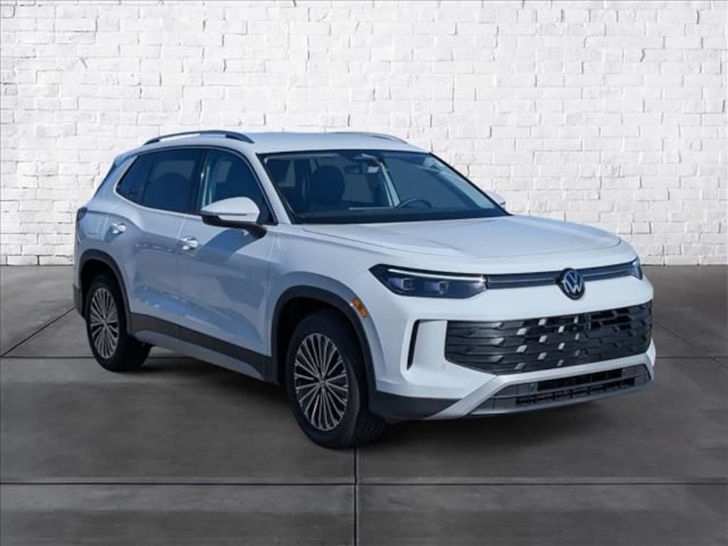 New 2026 Volkswagen Tiguan 2.0T S SUV