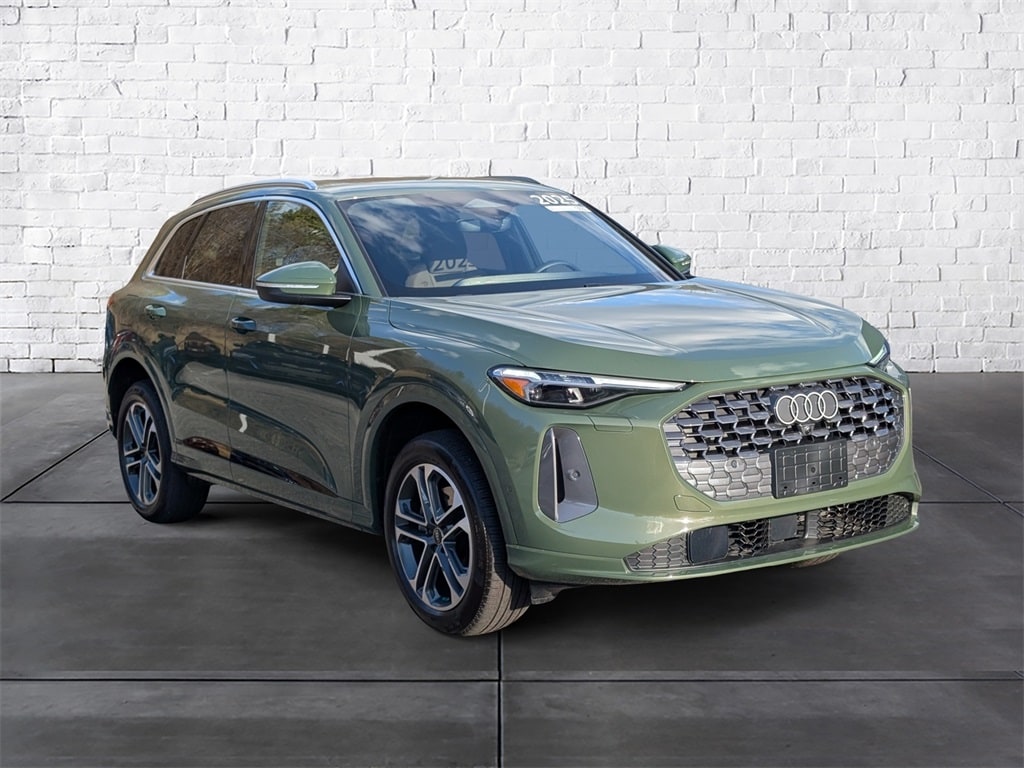 Certified 2025 Audi Q5 2.0T Premium SUV