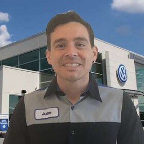 Staff member Juan Roldan from ID_efff0f737cc1