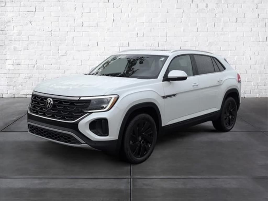 New 2026 Volkswagen Atlas Cross Sport 2.0T SE w/Technology SUV