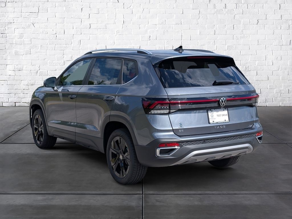 New 2026 Volkswagen Taos 1.5T SE SUV